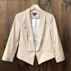 NWT's bebe hi low jacket